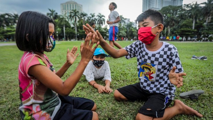 Sơ Klara Duha - Nữ tu thiên thần bản mệnh của các trẻ em bị bỏ rơi ở Sumatra