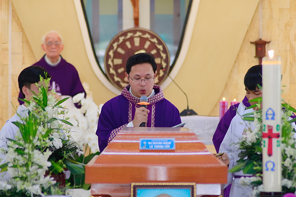 Thánh Lễ An Táng Sư Huynh Giuse Lê Thành Tốt (Từ Thiện)