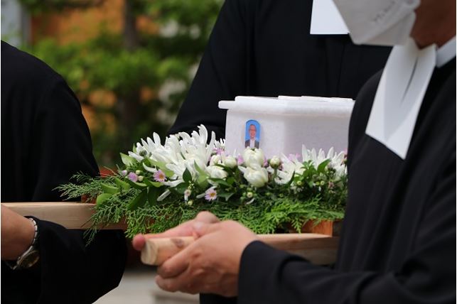 THÁNH LỄ AN TÁNG SƯ HUYNH DOMINIQUE ĐINH BÌNH AN