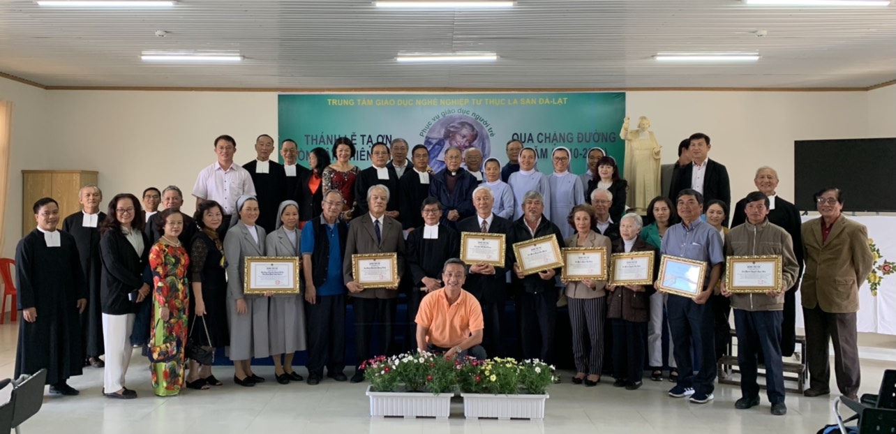 KỈ NIỆM HÀNH TRÌNH 10 NĂM LA SAN ĐÀ LẠT