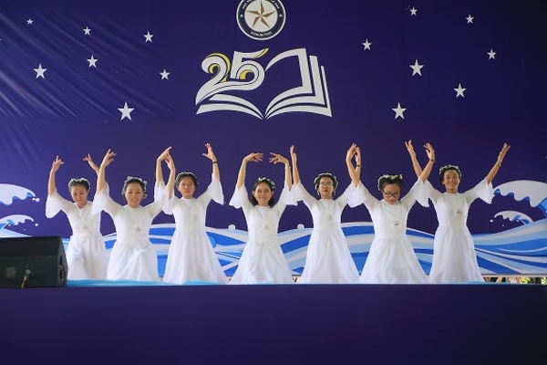 THÁNH LỄ TẠ ƠN 25 NĂM THÀNH LẬP HỌC VIỆN THẦN HỌC LA SAN VÀ BẾ GIẢNG NĂM HỌC 2021-2022